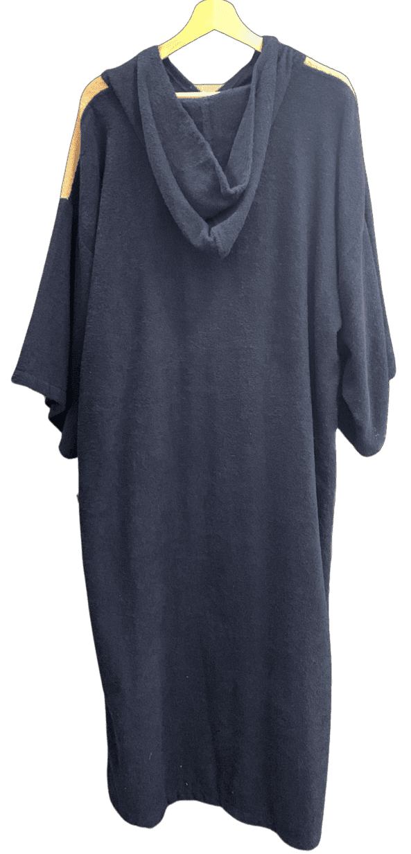 | Poncho | L | Combinado Azul/Beige | Fino | | Baykko | Poncho | L | Combinado Azul/Beige | Fino | | Baykko